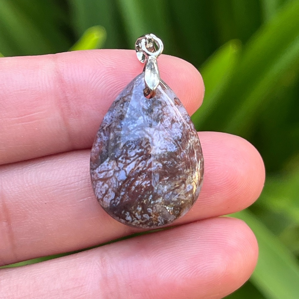 Silver plated small‎ red moss agate pendant